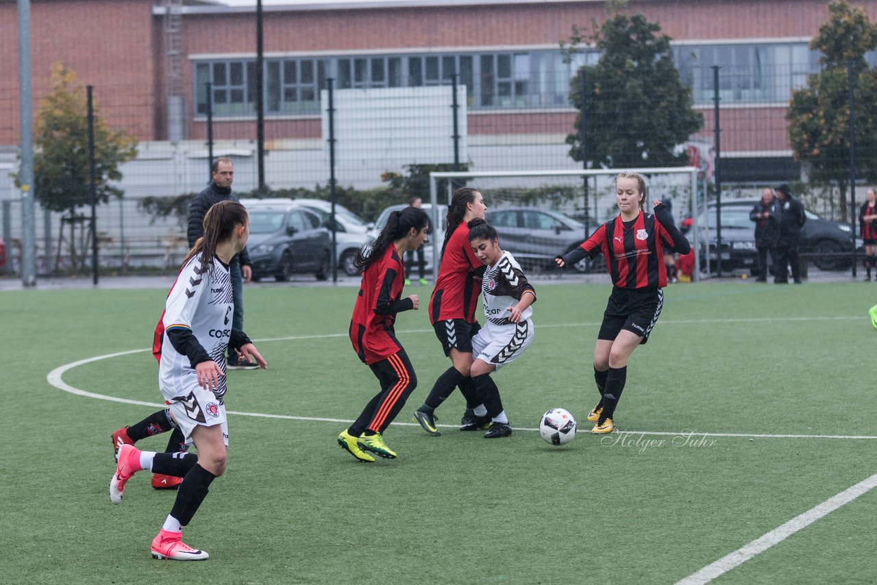 Bild 125 - B-Juniorinnen FC St.Pauli . Braedstrup IF : Ergebnis: 4:1